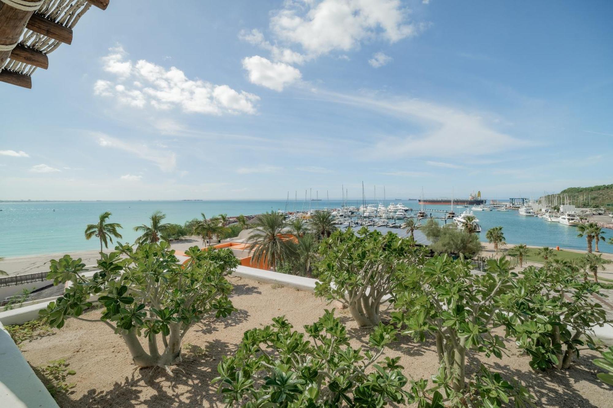 Hotel Indigo La Paz Puerta Cortes By Ihg ภายนอก รูปภาพ